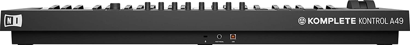 Derrière Native Instruments Komplete Kontrol A49